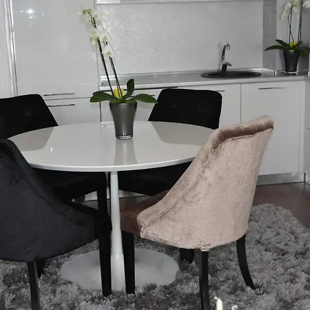 Amor, 5 Min Piazza Grande Apartmán Locarno